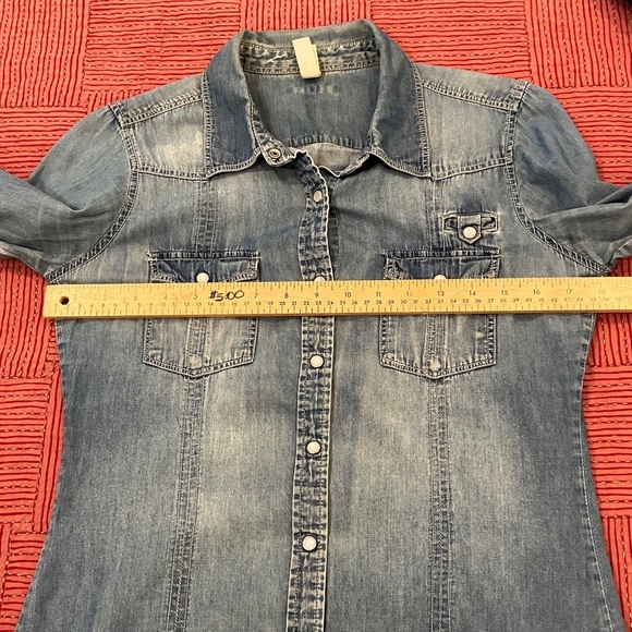 Warehouse One women’s small Light Blue fade Denim Shirt - Picture 7 of 14